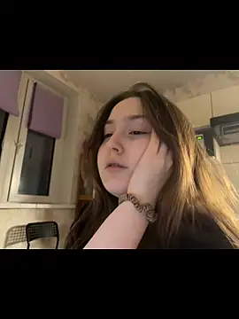 Charming_hamster_'s cam snapshot