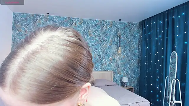 OdellaFrake live sex cam