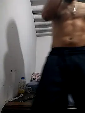 Danielitohot23cm live sex cam