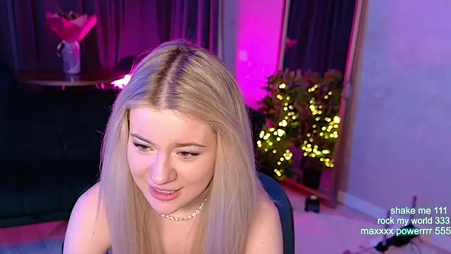 CutiePie69__ live sex cam