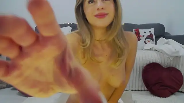 EmmaWil's cam snapshot