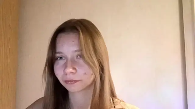 Aura_skyei's cam snapshot