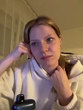 MaryHiggins's cam snapshot