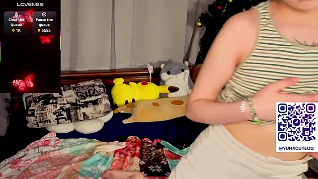 OdetteBiddy's cam snapshot