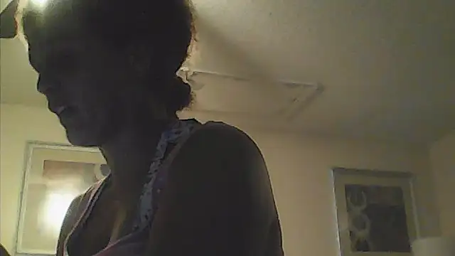 sarahkat86's cam snapshot