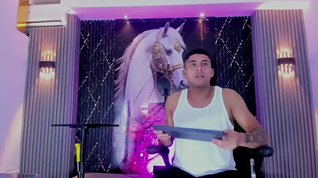 The_Boy_King live sex cam