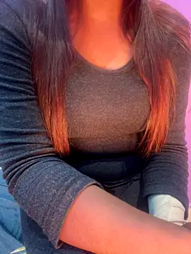 Curvy_Ambika's cam snapshot