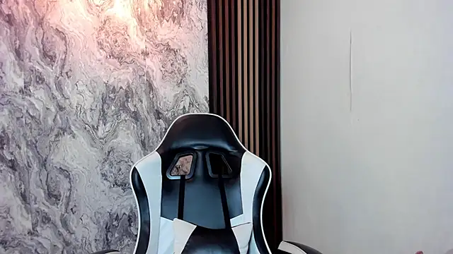 amy_innocent_1's cam snapshot