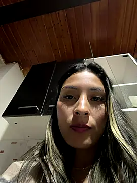 Cami_Leon2's cam snapshot