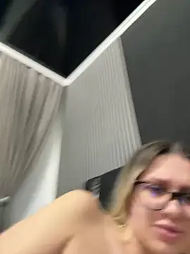 AbbySummerFun's cam snapshot