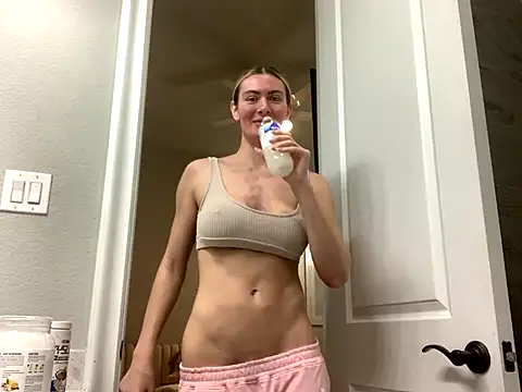 Alyssa_rhoades's cam snapshot