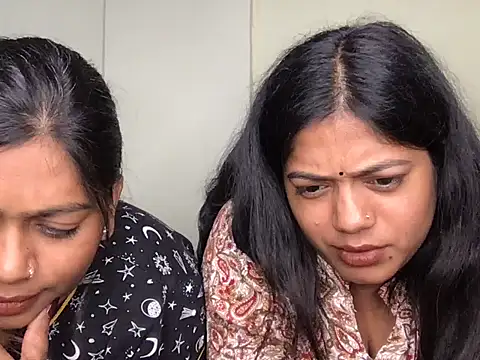 HoleyCoupon's cam snapshot