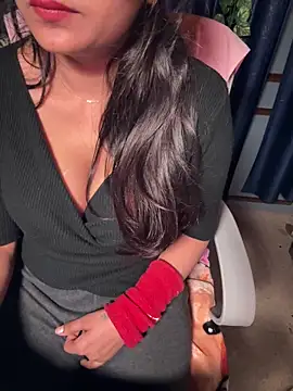 Lucky_Flora's cam snapshot