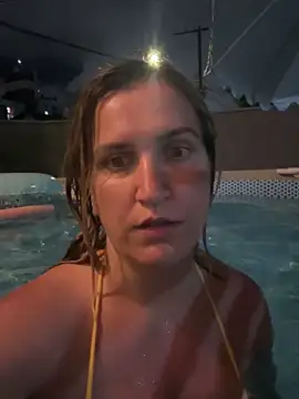 Bia_sexynovaes live sex cam