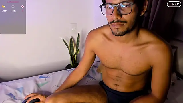 Nicholasrodrii live sex cam