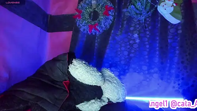 Cata-angel's cam snapshot