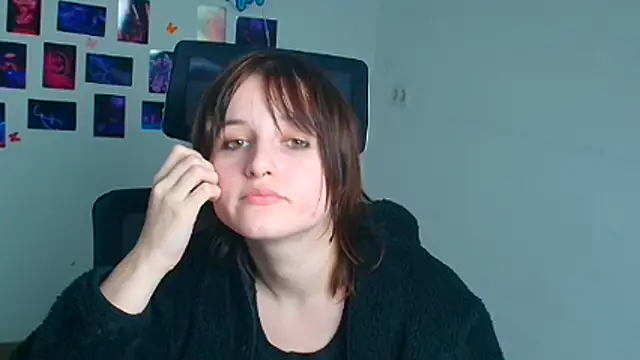 Alice_Wonderme's cam snapshot