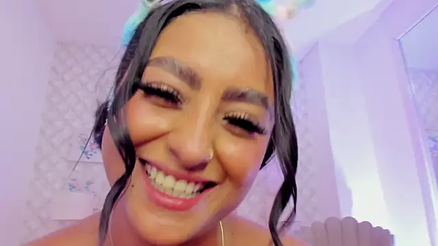 amber__ferrera's cam snapshot