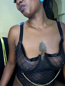 EbonyChocolate's cam snapshot