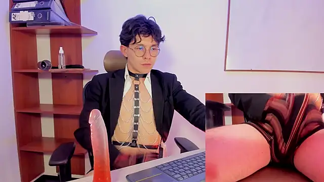 Eliot_X live sex cam