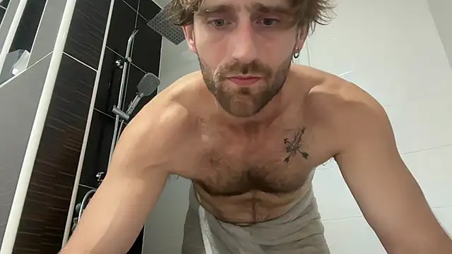 lukegunn live sex cam