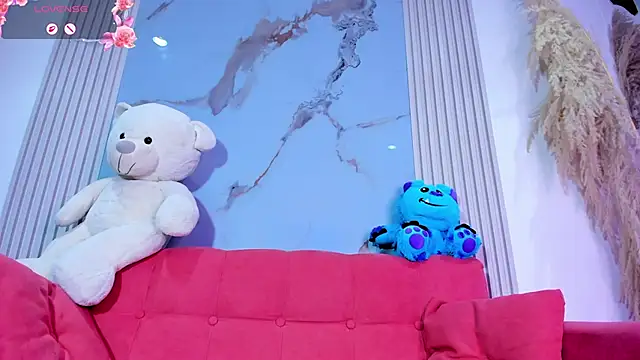 ivonyMiller's cam snapshot