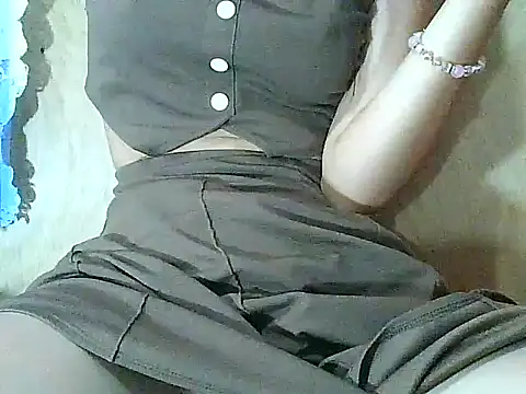 YummyPinay1893's cam snapshot