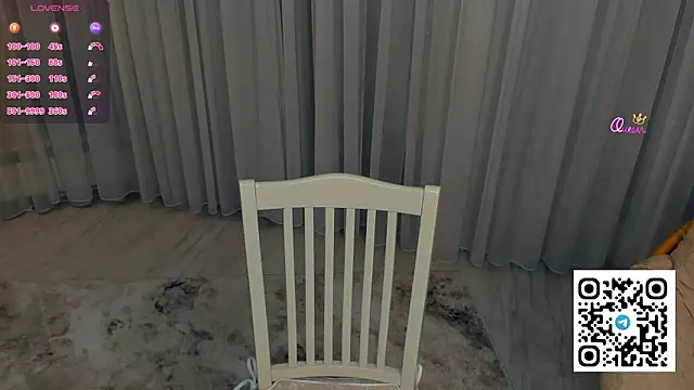 LenaKurpiel live sex cam