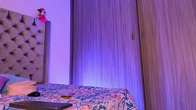 dreamsussi's cam snapshot