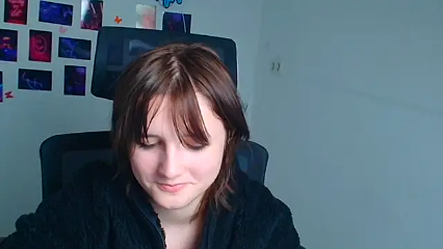 Alice_Wonderme's cam snapshot