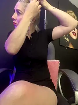 viktoria_davis_'s cam snapshot