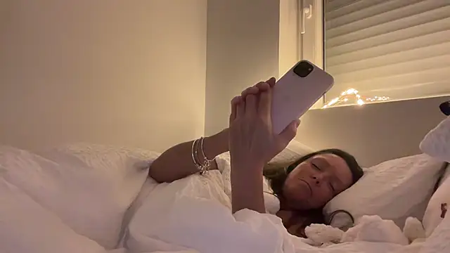 AnnaSophiaX's cam snapshot