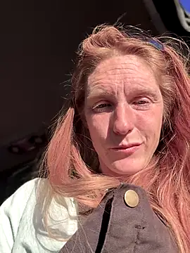 GoldenFlameGoddess's cam snapshot