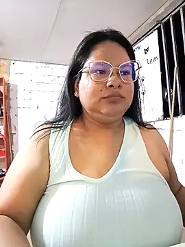 celeste122595's cam snapshot