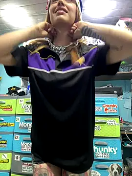 sophie_cute66 live sex cam