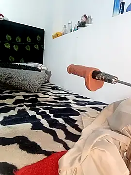 Varek_biglatin_dick live sex cam