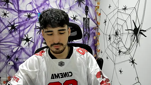 DmitriSanders live sex cam