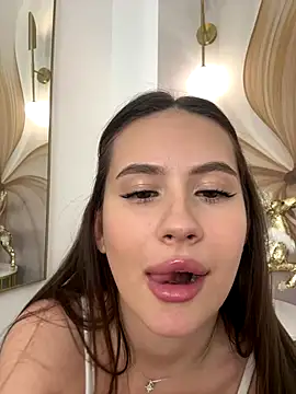 milaleoneli's cam snapshot