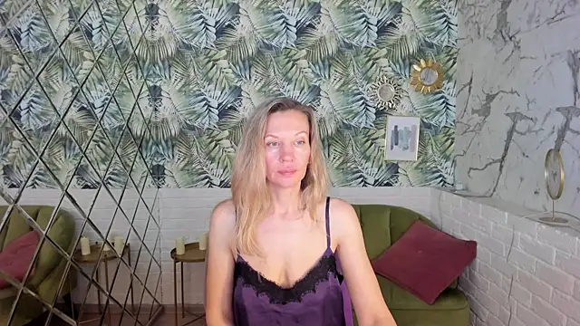 NancyGrace live sex cam