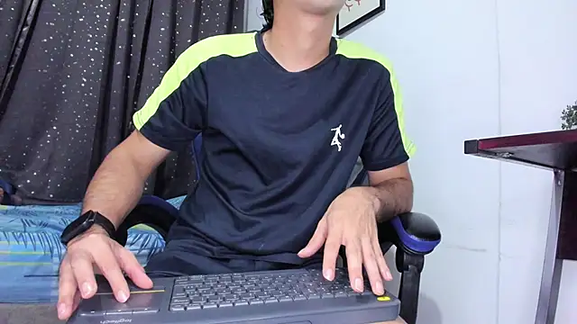 The_skinnyguys live sex cam