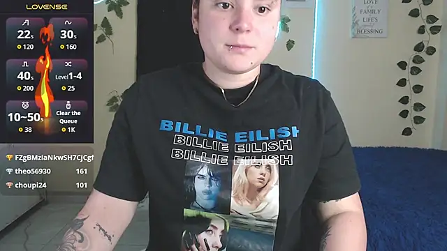 Nika_1_'s cam snapshot