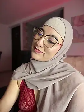 Badra_Abaid's cam snapshot