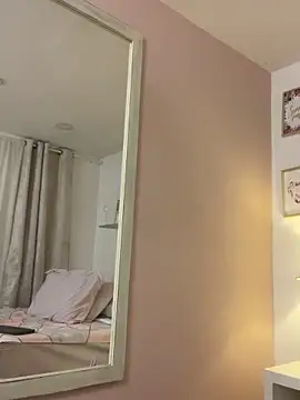 LauraRaider's cam snapshot