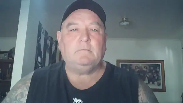 KINKYBLUEYES69's cam snapshot