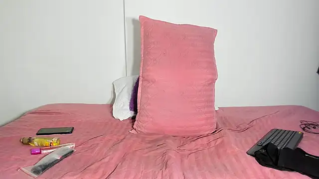 Arantza_Hill's cam snapshot