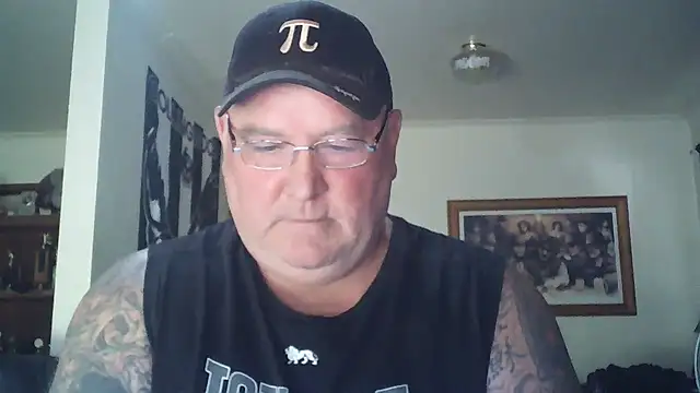 KINKYBLUEYES69's cam snapshot