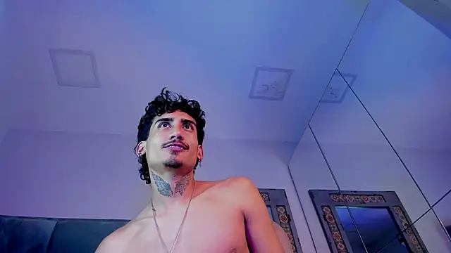 Mr_Strike live sex cam