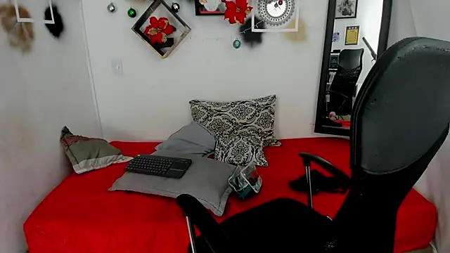 YuleimysAndAlex live sex cam