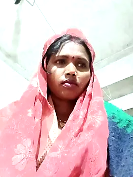 Cm_pooja's cam snapshot