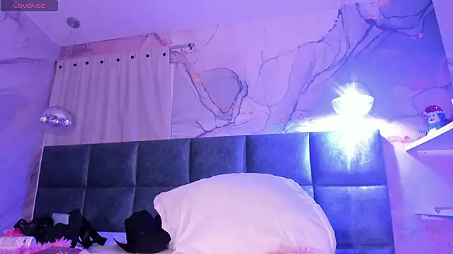 AntonellaRossi live sex cam